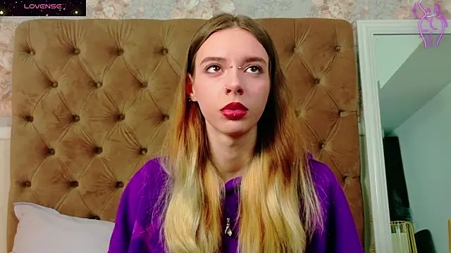 CoraVex online show from 12-04-25, 05:06