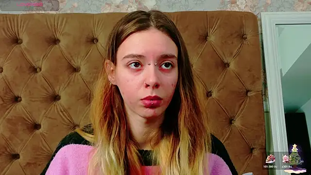 CoraVex online show from 12-23-25, 05:05