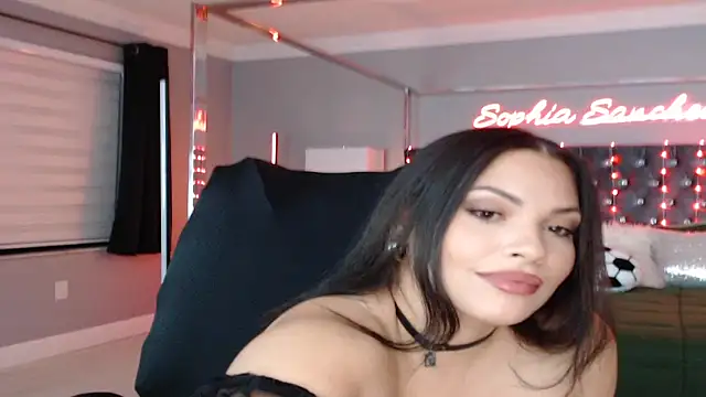 Snapshot of theofficialsophiasanchez chatting on 07-10-26, 06:07 theofficialsophiasanchez online show from 07-10-26, 06:07
