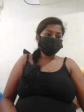 Snapshot of TAMIL_AMMUKUTTYY chatting on 10-31-25, 07:48 TAMIL AMMUKUTTYY online show from 10-31-25, 07:48