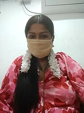 Snapshot of TAMIL_AMMUKUTTYY chatting on 12-01-25, 02:44 TAMIL AMMUKUTTYY online show from 12-01-25, 02:44