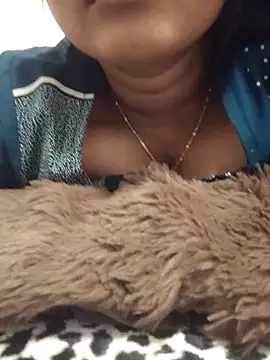 Snapshot of TAMIL_AMMUKUTTYY chatting on 12-20-25, 09:16 TAMIL AMMUKUTTYY online show from 12-20-25, 09:16