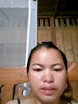 emly-xinh18 online show from 09-16-25, 01:56