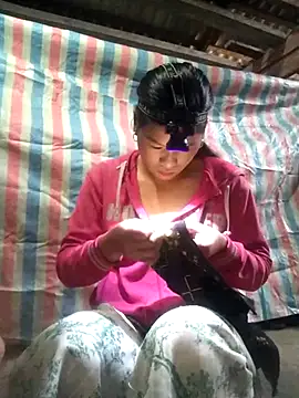 Snapshot of Qinjid002 chatting on 10-08-25, 03:48 Qinjid002 online show from 10-08-25, 03:48