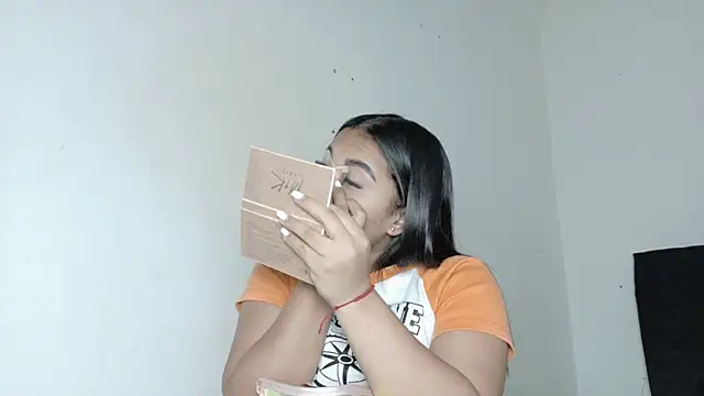 Natashaparker   online show from 04-22-26, 09:27