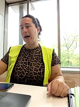 bichota85 online show from 04-22-26, 09:11