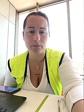 bichota85 online show from 04-24-26, 09:23