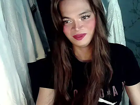 Snapshot of Nikah_loves_u chatting on 03-03-26, 12:33 Nikah loves u online show from 03-03-26, 12:33