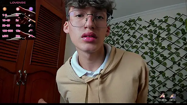 Snapshot of bellmontneon chatting on 11-28-25, 12:08 bellmontneon online show from 11-28-25, 12:08