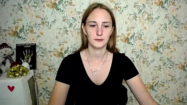 Snapshot of Milana_Cutie_ chatting on 09-29-25, 06:40 Milana Cutie online show from 09-29-25, 06:40