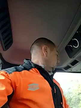 hugoboys4576 online show from 10-07-25, 06:54