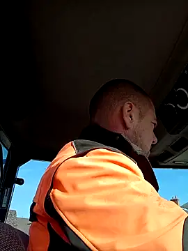 hugoboys4576 online show from 10-10-25, 08:57