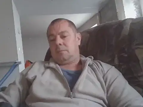 hugoboys4576 online show from 10-22-25, 03:12