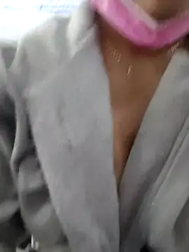 MILA  06 online show from 04-25-26, 01:41