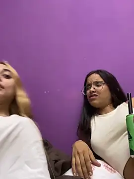 loirinhaaa online show from 03-05-26, 12:06