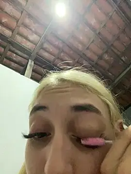 loirinhaaa online show from 04-16-26, 11:51