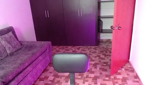 Gia Dior online show from 02-19-26, 12:28