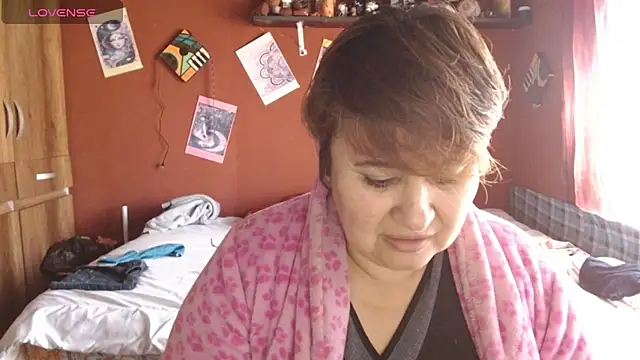 Snapshot of Sasharosee2 chatting on 10-09-25, 12:14 Sasharosee2 online show from 10-09-25, 12:14