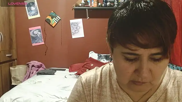 Snapshot of Sasharosee2 chatting on 10-14-25, 12:50 Sasharosee2 online show from 10-14-25, 12:50