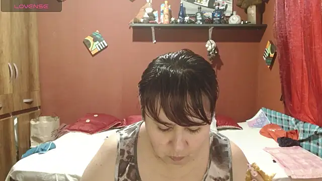 Snapshot of Sasharosee2 chatting on 11-14-25, 12:48 Sasharosee2 online show from 11-14-25, 12:48