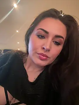 Snapshot of Kristyoff chatting on 03-28-26, 05:45 Kristyoff online show from 03-28-26, 05:45