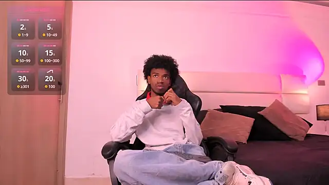 Snapshot of AllexJacob chatting on 11-19-25, 01:44 AllexJacob online show from 11-19-25, 01:44