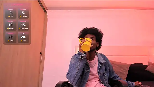 Snapshot of AllexJacob chatting on 11-21-25, 01:10 AllexJacob online show from 11-21-25, 01:10