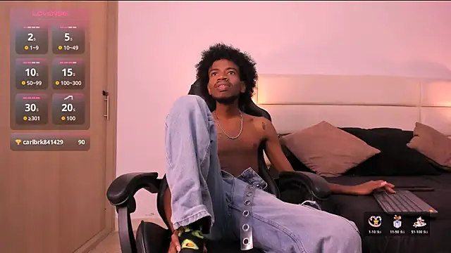 Snapshot of AllexJacob chatting on 11-22-25, 02:38 AllexJacob online show from 11-22-25, 02:38