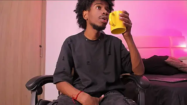 Snapshot of AllexJacob chatting on 12-02-25, 11:48 AllexJacob online show from 12-02-25, 11:48