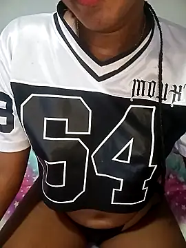 Beauty Luci online show from 12-17-25, 05:30