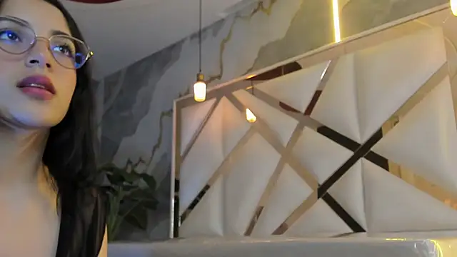 Snapshot of sophiadoll_tf chatting on 11-07-25, 08:53 sophiadoll tf online show from 11-07-25, 08:53