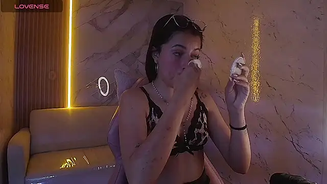 sophiadoll tf online show from 05-23-26, 09:52