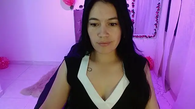 Snapshot of cristal1609 chatting on 09-23-25, 01:36 cristal1609 online show from 09-23-25, 01:36