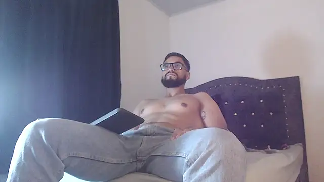 Chrys harris77 online show from 04-14-26, 04:51