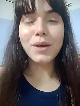 Snapshot of TrillionBypass chatting on 09-18-25, 07:21 TrillionBypass online show from 09-18-25, 07:21