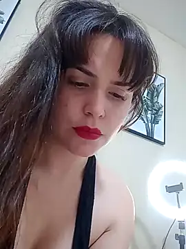 Snapshot of TrillionBypass chatting on 09-19-25, 05:02 TrillionBypass online show from 09-19-25, 05:02