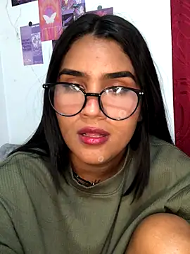 Renata Zoe online show from 11-26-25, 02:01