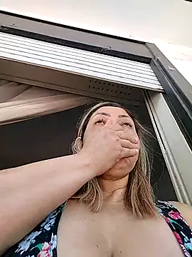 Lunita86 online show from 01-06-26, 01:59