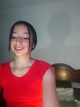 Snapshot of Vale_stone_ chatting on 09-24-25, 01:09 Vale stone  online show from 09-24-25, 01:09