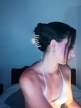 Snapshot of Vale_stone_ chatting on 11-02-25, 03:25 Vale stone  online show from 11-02-25, 03:25