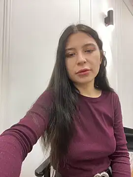 Snapshot of Valerie_Ohara chatting on 10-05-25, 04:11 Valerie Ohara online show from 10-05-25, 04:11