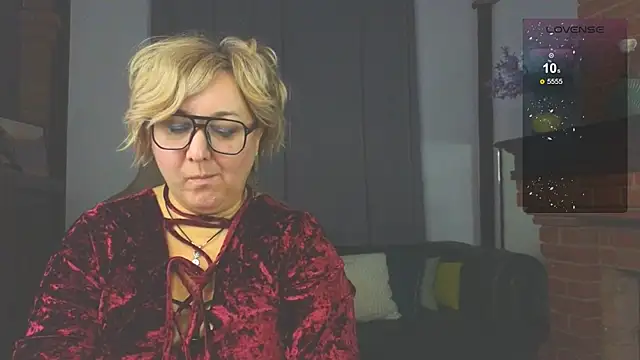 Marta Wils online show from 11-24-25, 05:29