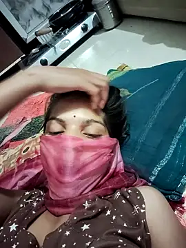 Snapshot of Sh_suhani chatting on 10-01-25, 10:38 Sh suhani online show from 10-01-25, 10:38