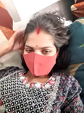 Snapshot of Sh_suhani chatting on 10-08-25, 08:23 Sh suhani online show from 10-08-25, 08:23