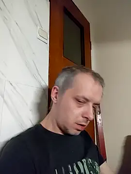 szajbusek41 online show from 02-06-26, 05:01