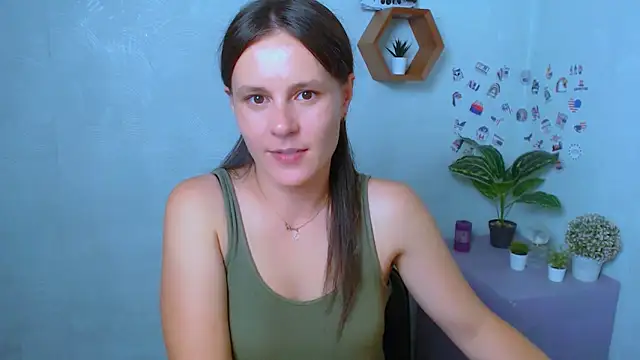 Snapshot of EvelinaMiss_ chatting on 09-21-25, 12:51 EvelinaMiss online show from 09-21-25, 12:51