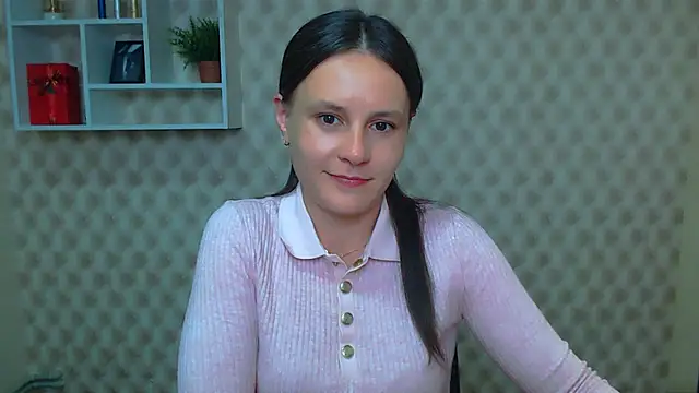Snapshot of EvelinaMiss_ chatting on 09-26-25, 12:09 EvelinaMiss online show from 09-26-25, 12:09