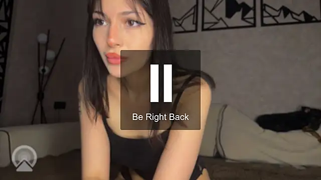 sweeet strawberies online show from 06-07-26, 06:44
