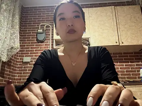 EmmaLeexth online show from 09-24-25, 06:55