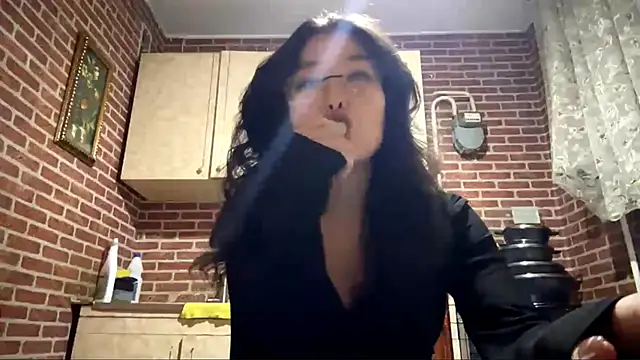 EmmaLeexth online show from 02-14-26, 02:03